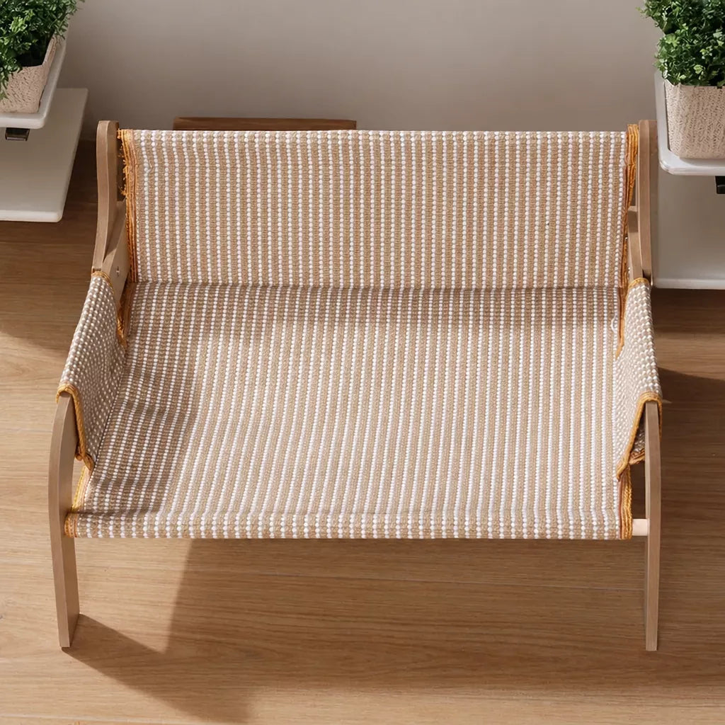 Nylon Cat Bed with Nest-Inspired Shape