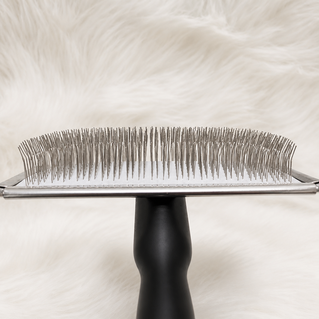Wooden Air-Cushioned Pin Brush for Cats & Dogs