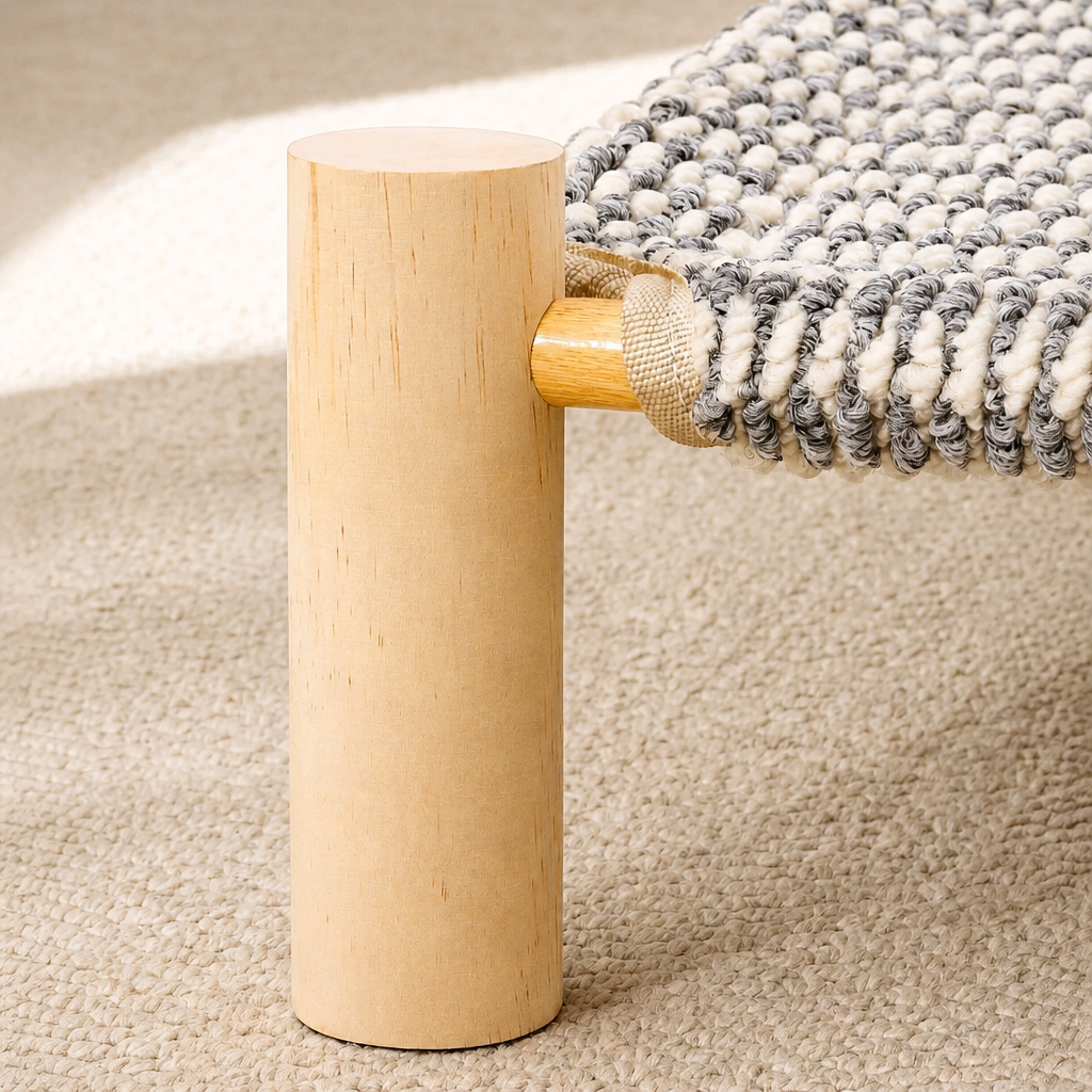 Washable Hammock-Style Cat Bed with Scratch Pad