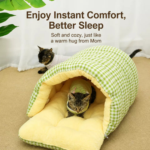 Enclosed Pet Bed for Cats and Small Dogs with Open Entry