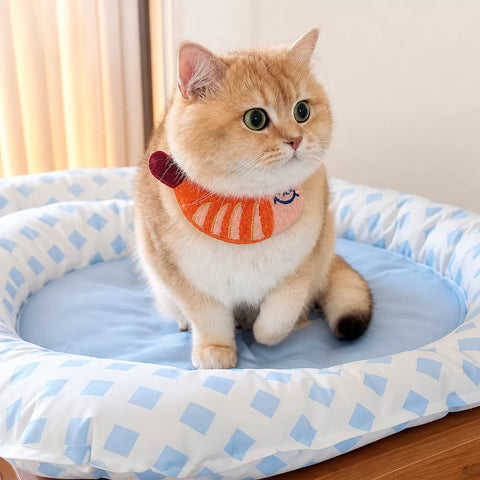 Waterproof Nylon Pet Mat for Cats and Small Dogs