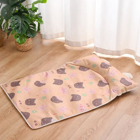 Nylon Pet Resting Mat for Dogs and Cats
