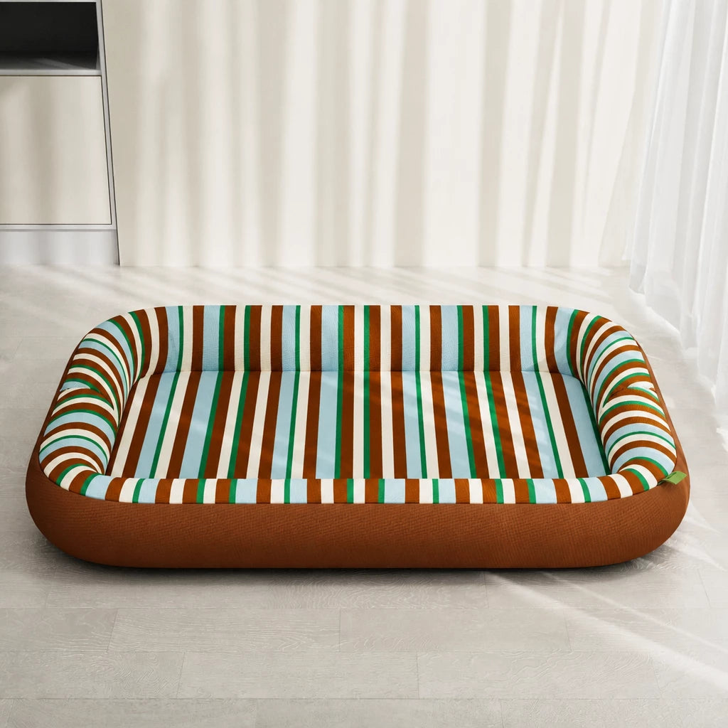 All-Season Waterproof Dog Bed for Small to Large Dogs