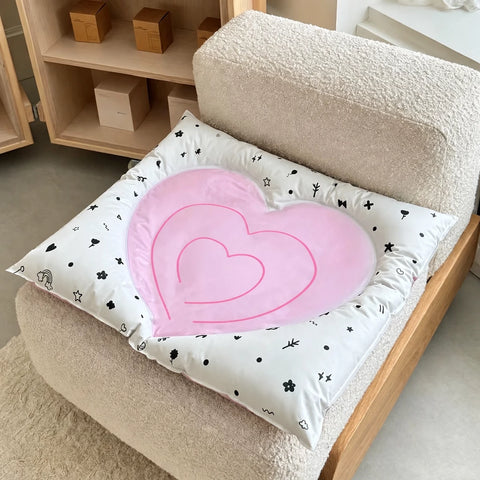 Heart-Patterned Gel Pet Mat for Dogs & Cats