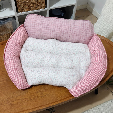Reversible Curved Sofa Bed for Small Dogs & Cats