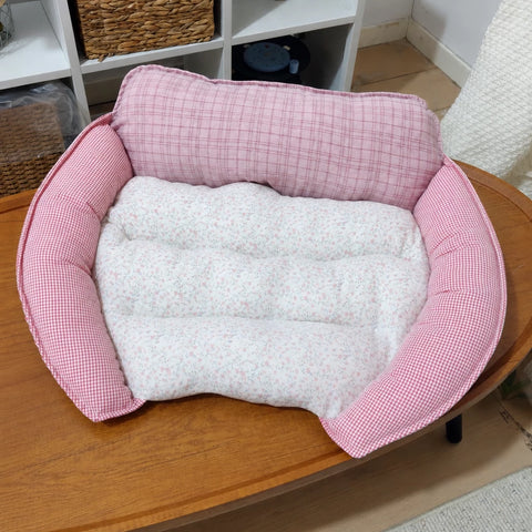 Reversible Curved Sofa Bed for Small Dogs & Cats