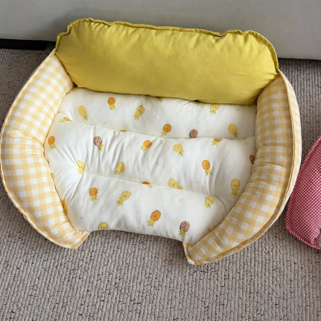 Reversible Curved Sofa Bed for Small Dogs & Cats