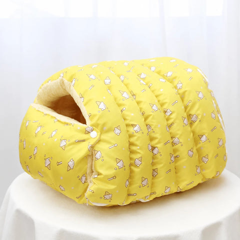 Enclosed Pet Bed for Cats and Small Dogs with Open Entry
