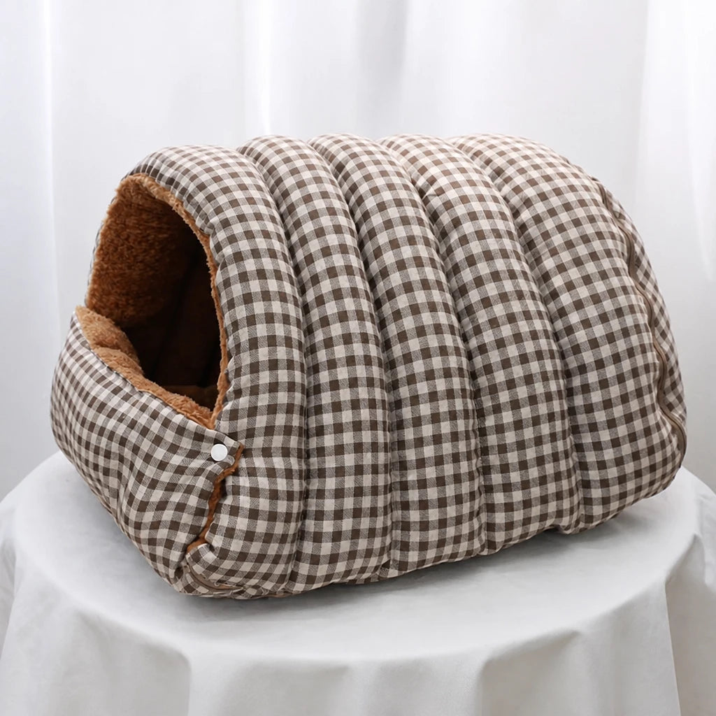 Enclosed Pet Bed for Cats and Small Dogs with Open Entry