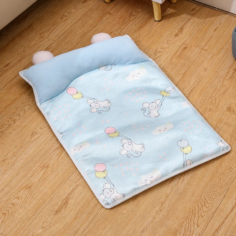 Nylon Pet Resting Mat for Dogs and Cats