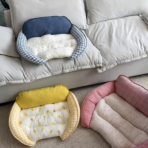 Reversible Curved Sofa Bed for Small Dogs & Cats
