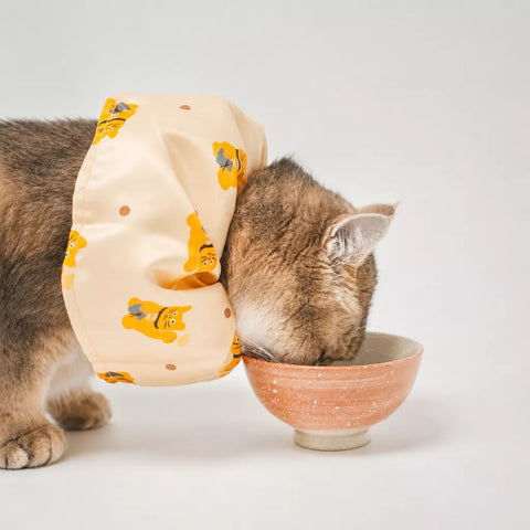 Adjustable Nylon Pet Cone with Lucky Cat Print